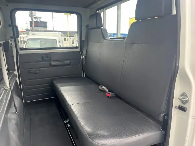 いすゞ エルフ 小型 平ボディ Wキャブ TRG-NJS85Aの中古トラック画像14