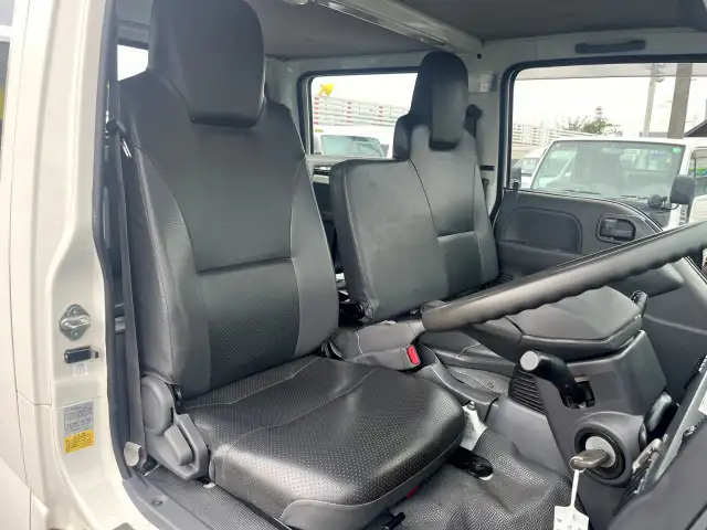 いすゞ エルフ 小型 平ボディ Wキャブ TRG-NJS85Aの中古トラック画像10