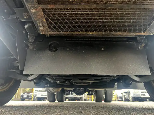 いすゞ エルフ 小型 平ボディ Wキャブ TRG-NJS85Aの中古トラック画像16