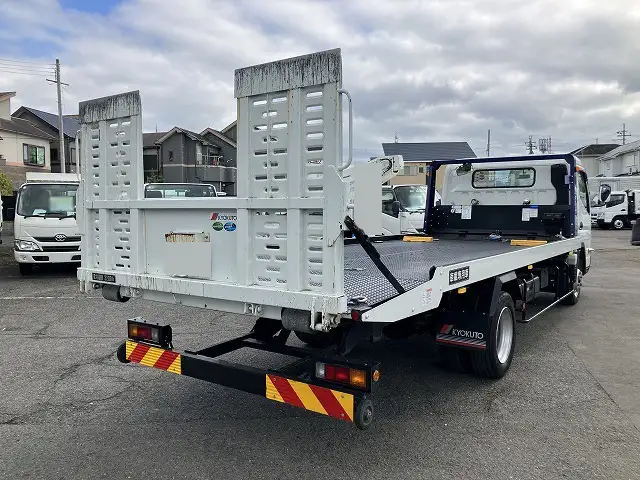 三菱 キャンター 小型 車両重機運搬 ラジコン ウインチの中古トラック画像3