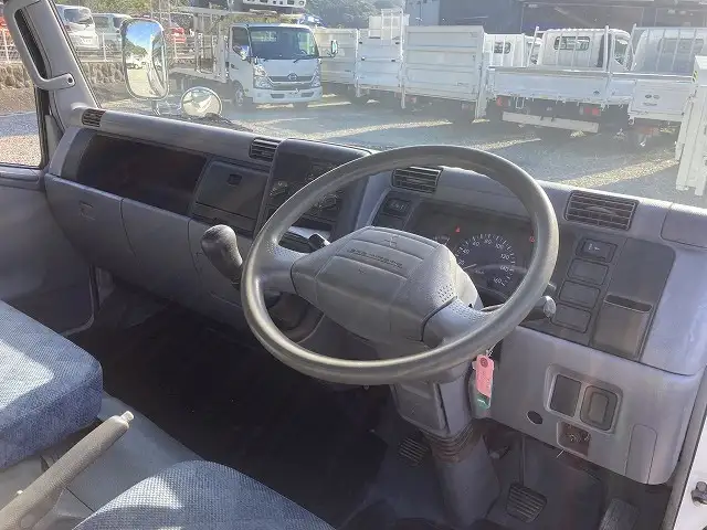 三菱 キャンター 小型 平ボディ 床鉄板 KK-FE82EEの中古トラック画像12