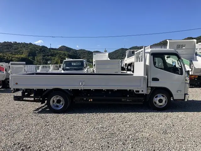 三菱 キャンター 小型 平ボディ 2PG-FEAV0 R3の中古トラック画像4