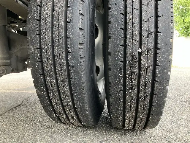 日野 デュトロ 小型 平ボディ 2PG-XZU650F R3の中古トラック画像20