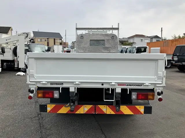 日野 デュトロ 小型 平ボディ 2PG-XZU650F R3の中古トラック画像4