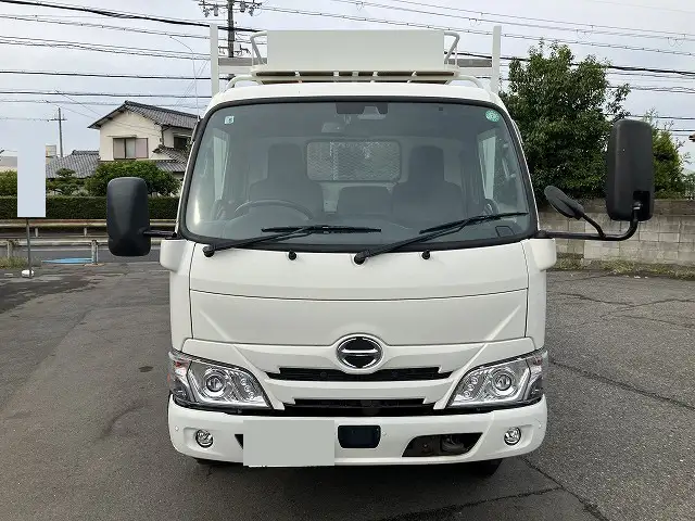 日野 デュトロ 小型 平ボディ 2PG-XZU650F R3の中古トラック画像2