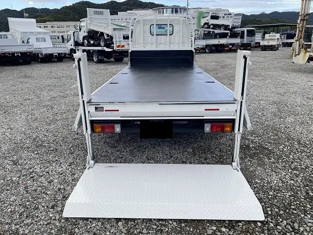 日野 デュトロ 小型 平ボディ パワーゲート 床鉄板の中古トラック画像7