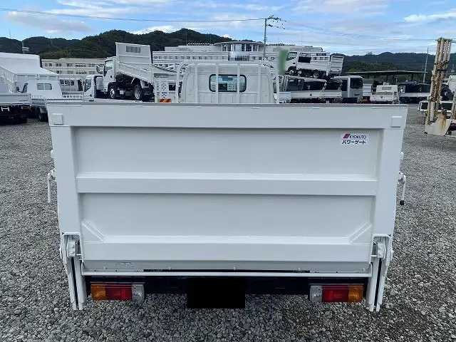 日野 デュトロ 小型 平ボディ パワーゲート 床鉄板の中古トラック画像4