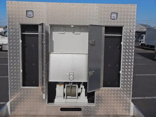 いすゞ ギガ 大型 車両重機運搬 ハイルーフ ウインチの中古トラック画像8