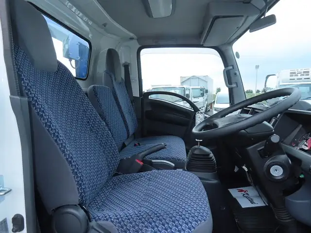 いすゞ エルフ 小型 車両重機運搬 ウインチ 2RG-NPR88の中古トラック画像12