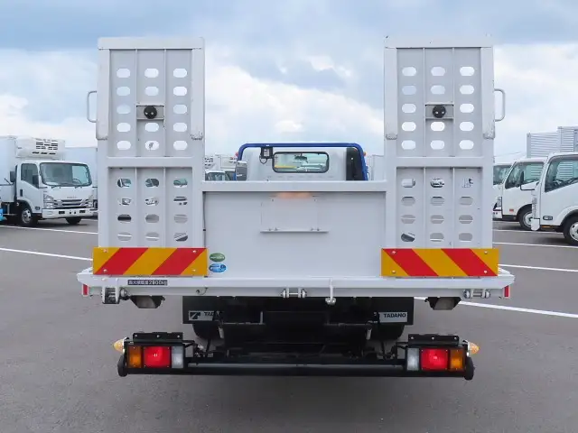 いすゞ エルフ 小型 車両重機運搬 ウインチ 2RG-NPR88の中古トラック画像6