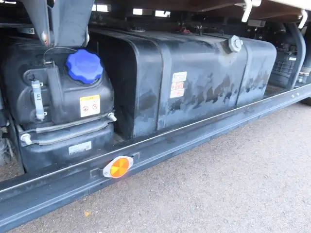 いすゞ エルフ 小型 平ボディ 2RG-NNR88AR R4の中古トラック画像14