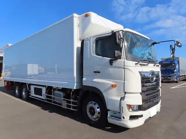 日野 プロフィア 大型 冷凍冷蔵 スタンバイ 床アルミの中古トラック画像2