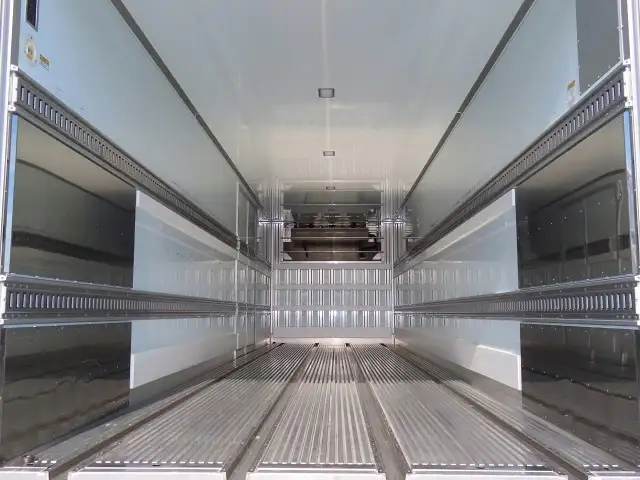 日野 プロフィア 大型 冷凍冷蔵 スタンバイ 床アルミの中古トラック画像6