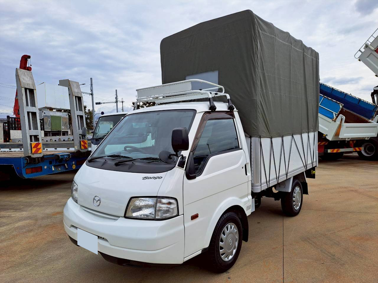 マツダ ボンゴ 小型 平ボディ 幌 DBF-SLP2T の中古トラック【車両No.199153】