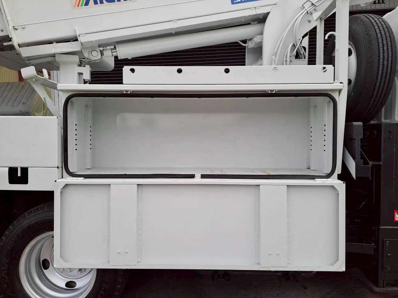 いすゞ エルフ 小型 高所・建柱車 高所作業車 TKG-NKR85ANの中古トラック画像14