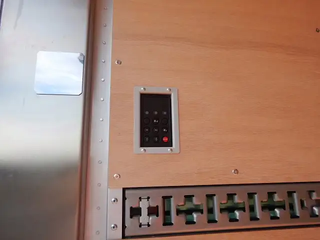 日野 レンジャー 中型/増トン ウイング パワーゲート エアサスの中古トラック画像12