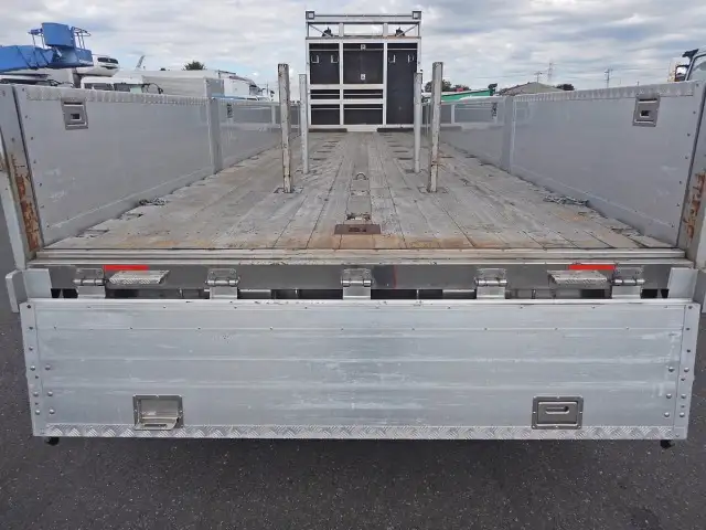 三菱 スーパーグレート 大型 平ボディ エアサス 2PG-FS74HZの中古トラック画像7
