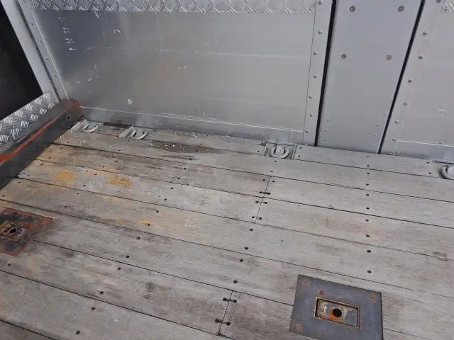 三菱 スーパーグレート 大型 平ボディ エアサス 2PG-FS74HZの中古トラック画像9