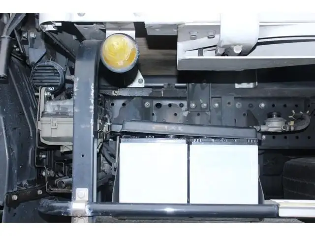 いすゞ エルフ 小型 冷凍冷蔵 低温 サイドドアの中古トラック画像16