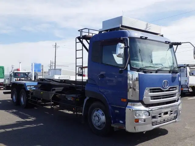 日産UD クオン 大型 アームロール ベッド PKG-CW4ZLの中古トラック画像2