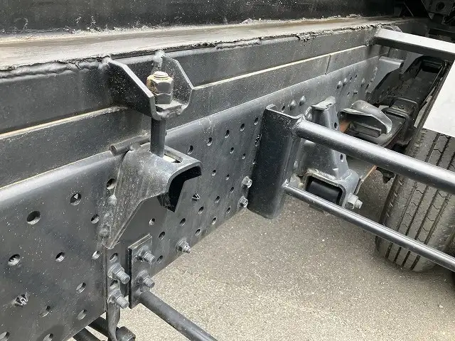 いすゞ エルフ 小型 車両重機運搬 ラジコン ウインチの中古トラック画像像17