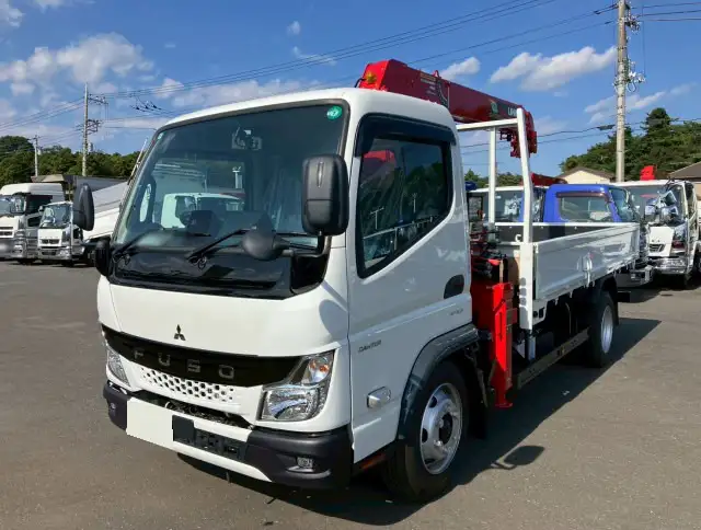 三菱 キャンター 小型 クレーン付 4段 ラジコン の中古トラック【車両No.199328】