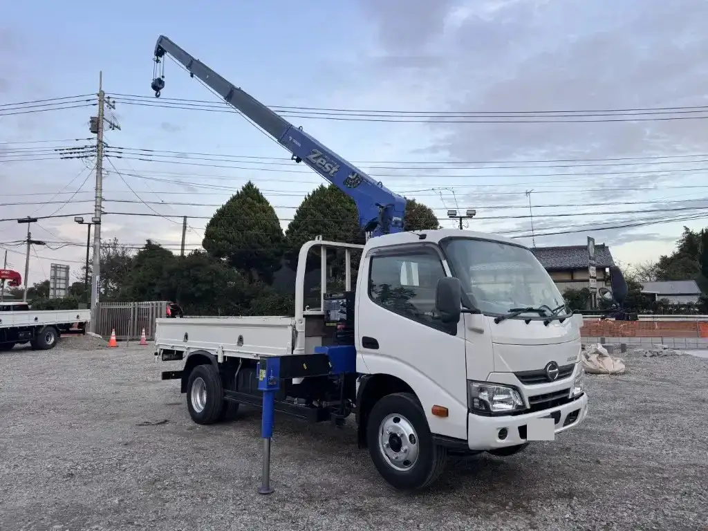 日野 デュトロ 小型 クレーン付 4段 ラジコンの中古トラック画像2