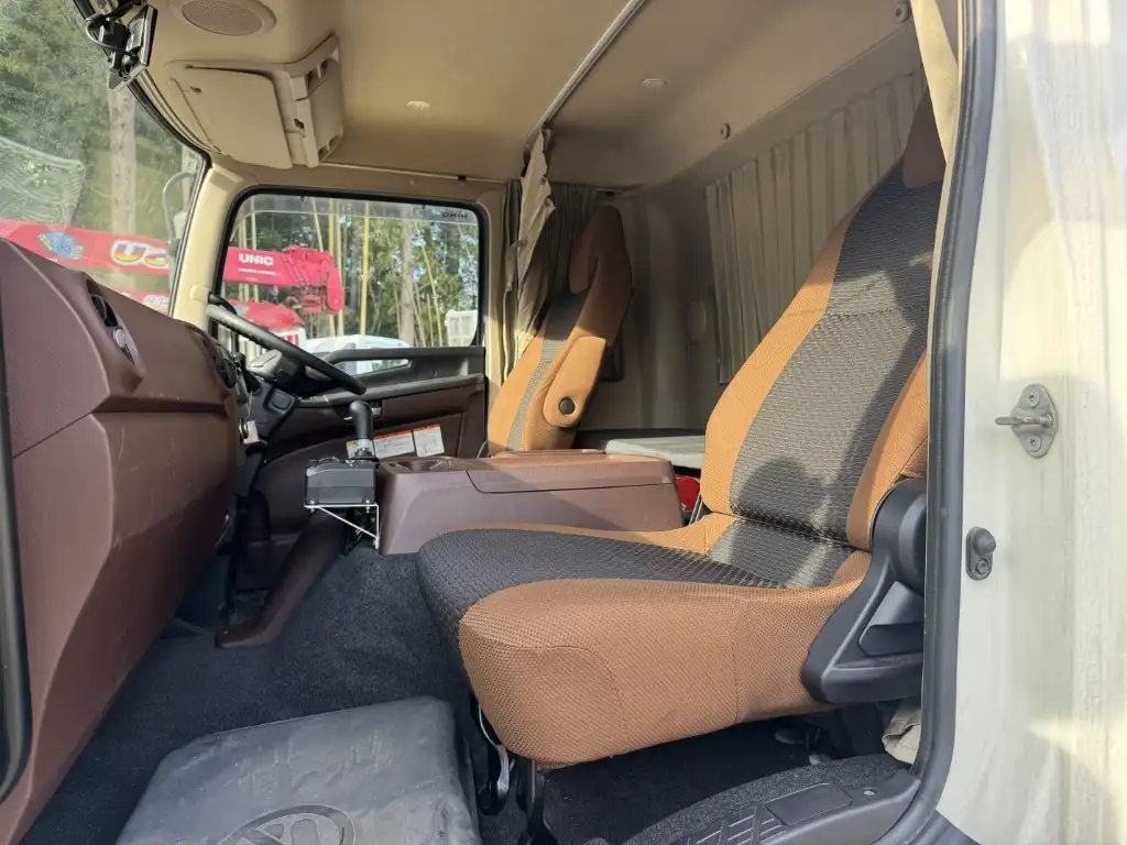 日野 レンジャー 中型/増トン 冷凍冷蔵 低温 パワーゲートの中古トラック画像12