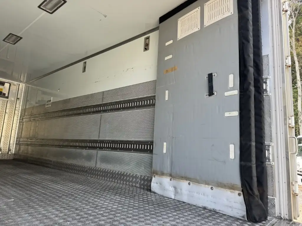 日野 レンジャー 中型/増トン 冷凍冷蔵 低温 パワーゲートの中古トラック画像7