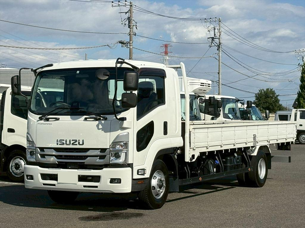 いすゞ フォワード 中型/増トン 平ボディ 標準