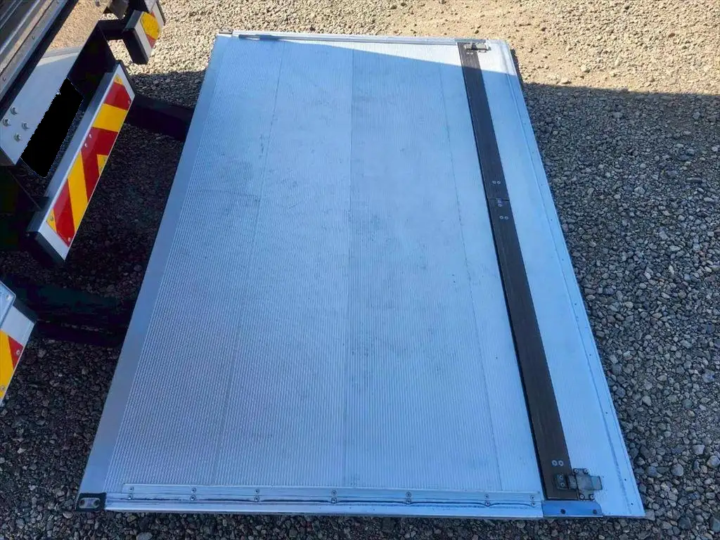 日野 レンジャー 中型/増トン 冷凍冷蔵 中温 パワーゲートの中古トラック画像12