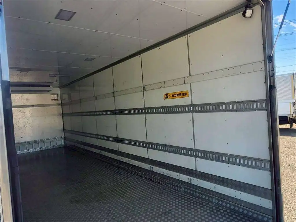 日野 レンジャー 中型/増トン 冷凍冷蔵 中温 パワーゲートの中古トラック画像10