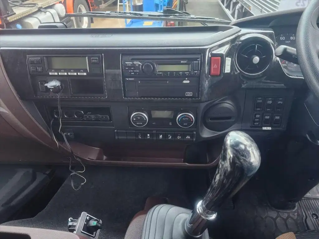 日野 レンジャー 中型/増トン 冷凍冷蔵 中温 パワーゲートの中古トラック画像15