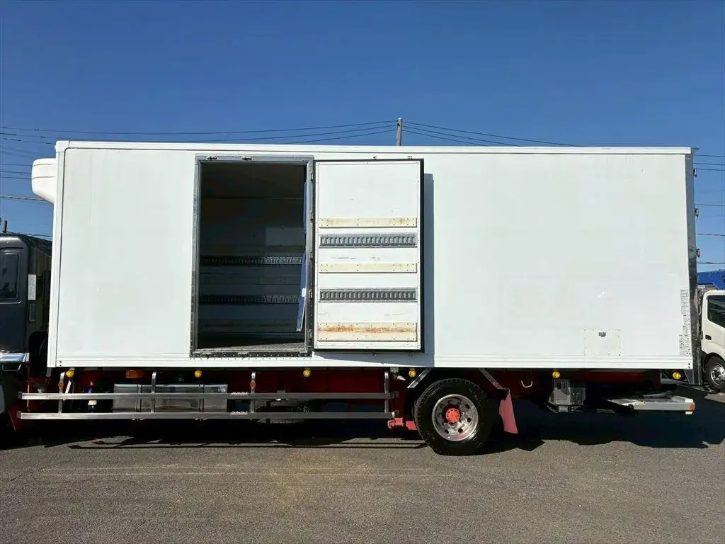 日野 レンジャー 中型/増トン 冷凍冷蔵 低温 パワーゲートの中古トラック画像5