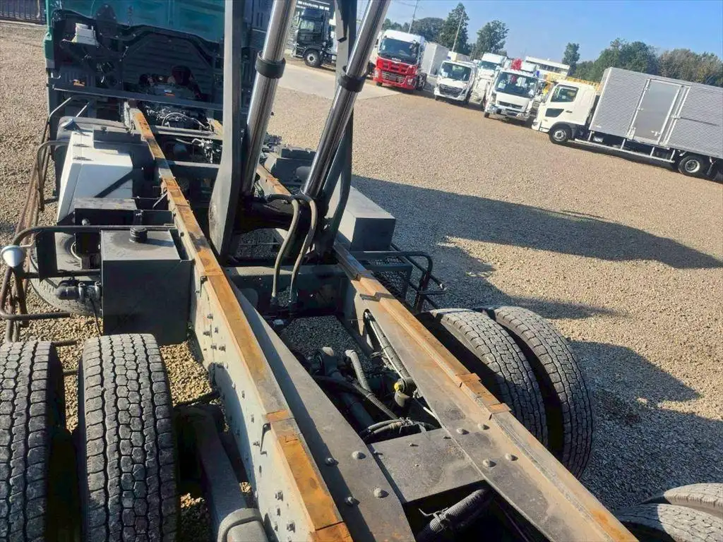 日野 プロフィア 大型 ダンプ 土砂禁 ステンレス張りの中古トラック画像18