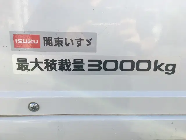 いすゞ エルフ 小型 平ボディ 2RG-NKR88A R4の中古トラック画像9