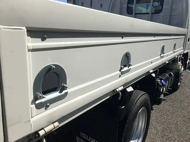 いすゞ エルフ 小型 平ボディ 2RG-NKR88A R4の中古トラック画像8
