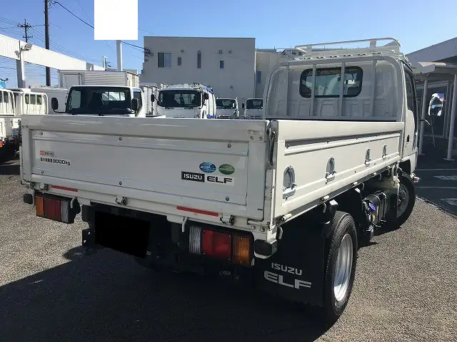 いすゞ エルフ 小型 平ボディ 2RG-NKR88A R4の中古トラック画像3