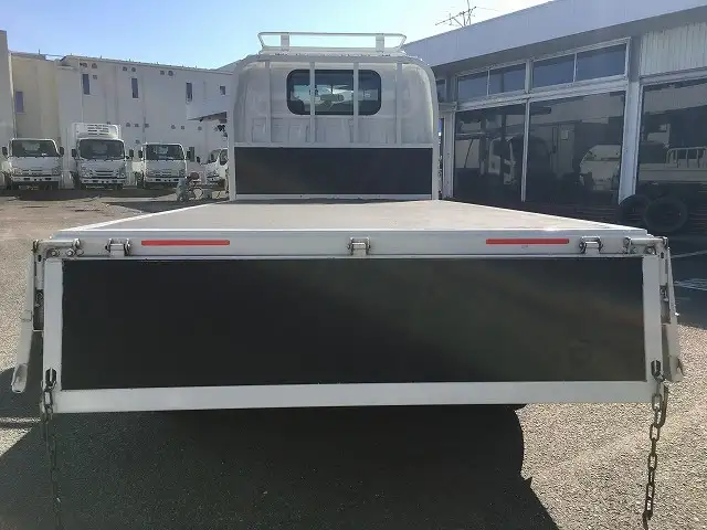 いすゞ エルフ 小型 平ボディ 2RG-NKR88A R4の中古トラック画像6