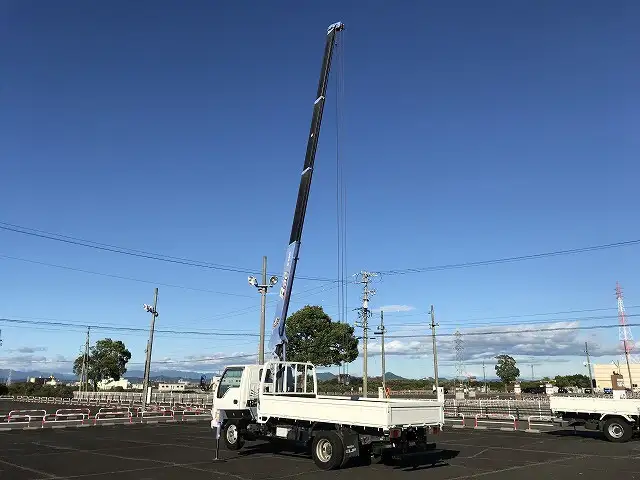 いすゞ エルフ 小型 クレーン付 床鉄板 4段の中古トラック画像6