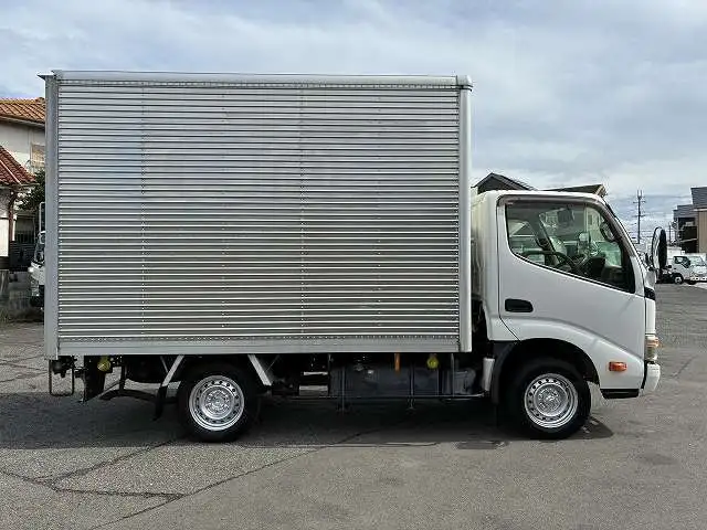 トヨタ ダイナ 小型 アルミバン LDF-KDY281 H24の中古トラック画像4