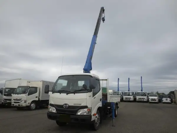 日野 デュトロ 小型 クレーン付 3段 ラジコン の中古トラック【車両No.199422】