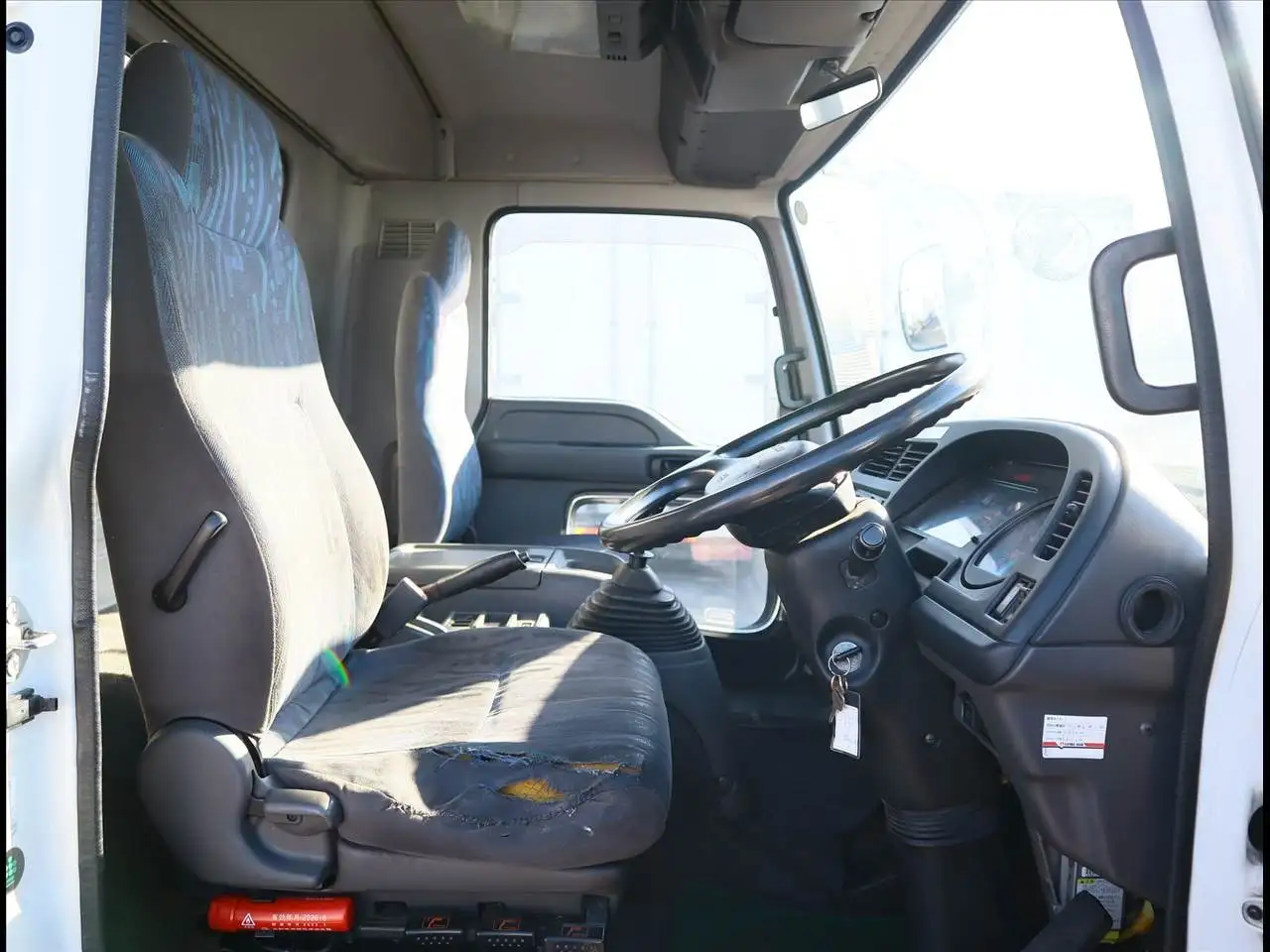 いすゞ フォワード 中型/増トン ウイング ADG-FRR90K3S H19の中古トラック画像11
