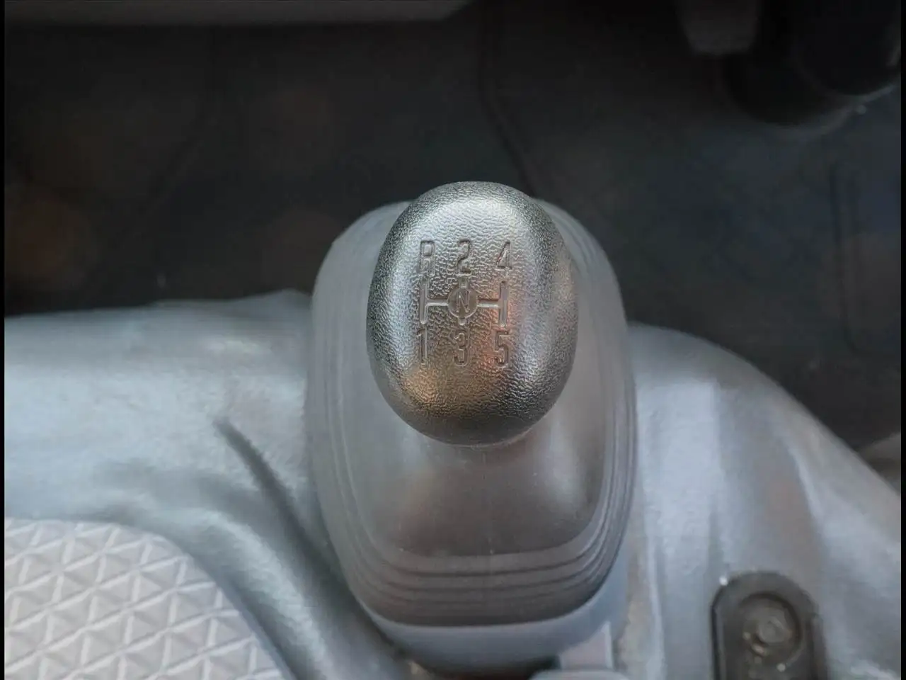 マツダ タイタン 小型 冷凍冷蔵 低温 床ステンの中古トラック画像15