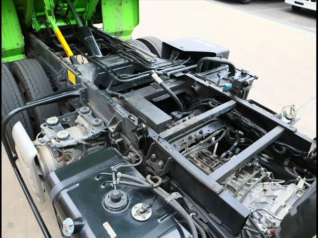 日野 デュトロ 小型 パッカー車 巻き込み式 回転ダンプ式の中古トラック画像16