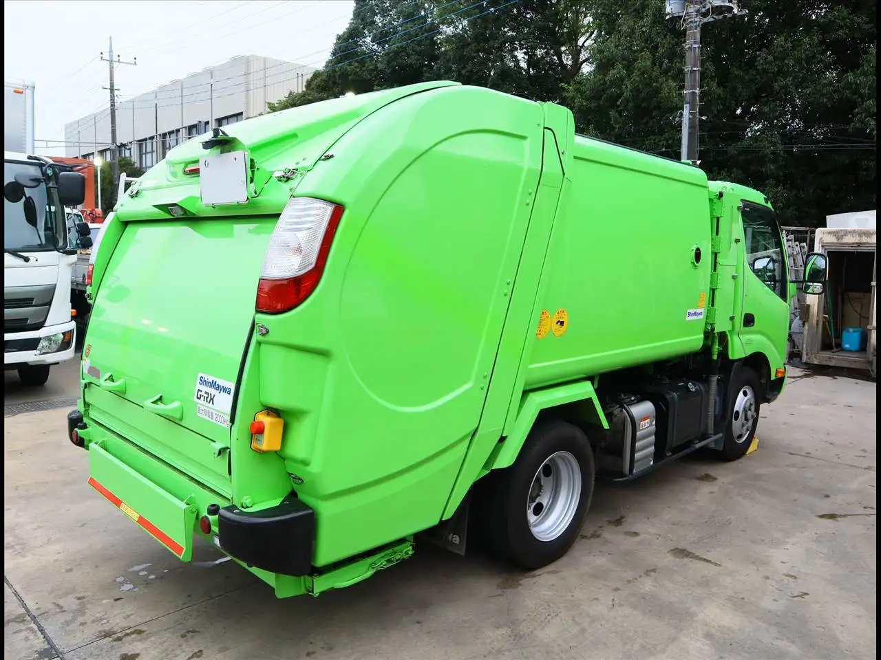 日野 デュトロ 小型 パッカー車 巻き込み式 回転ダンプ式の中古トラック画像3