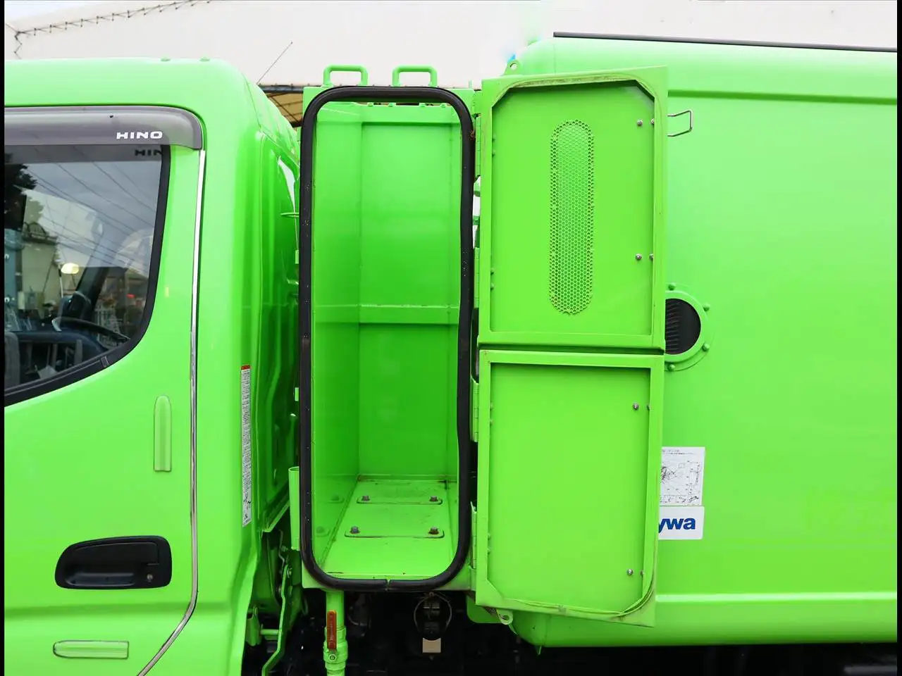 日野 デュトロ 小型 パッカー車 巻き込み式 回転ダンプ式の中古トラック画像6