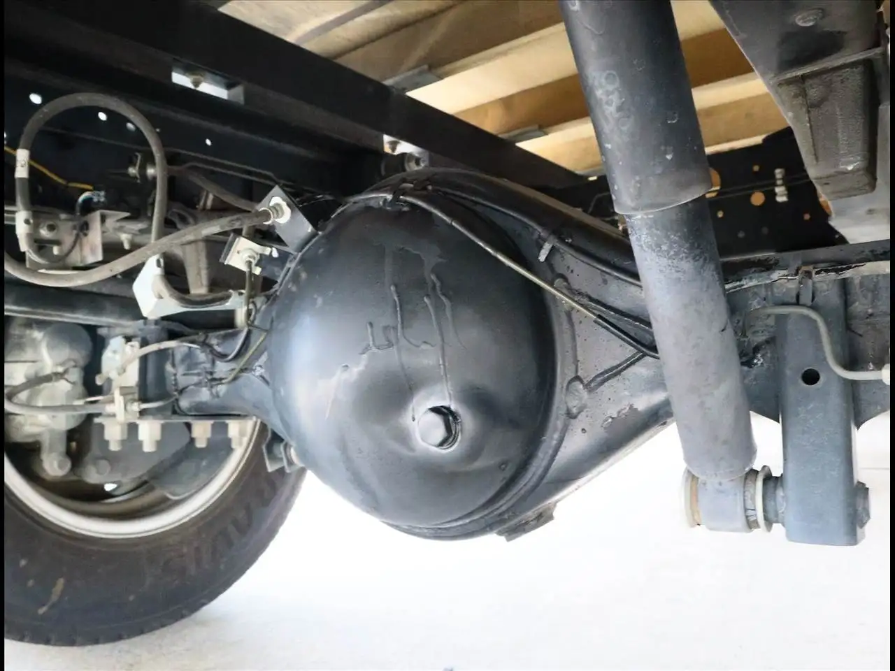 日産 アトラス 小型 平ボディ 2RG-APR88AR R3の中古トラック画像16
