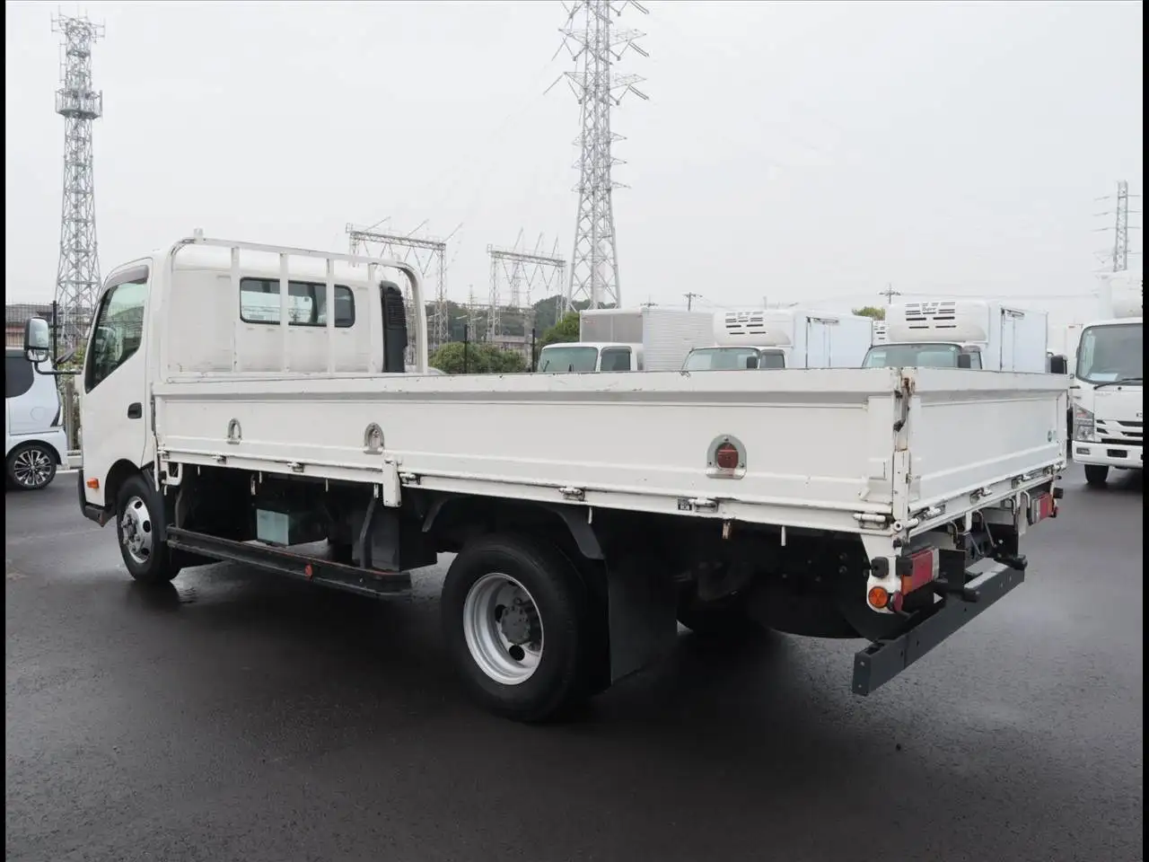 トヨタ ダイナ 小型 平ボディ 床鉄板 TKG-XZU712の中古トラック画像5