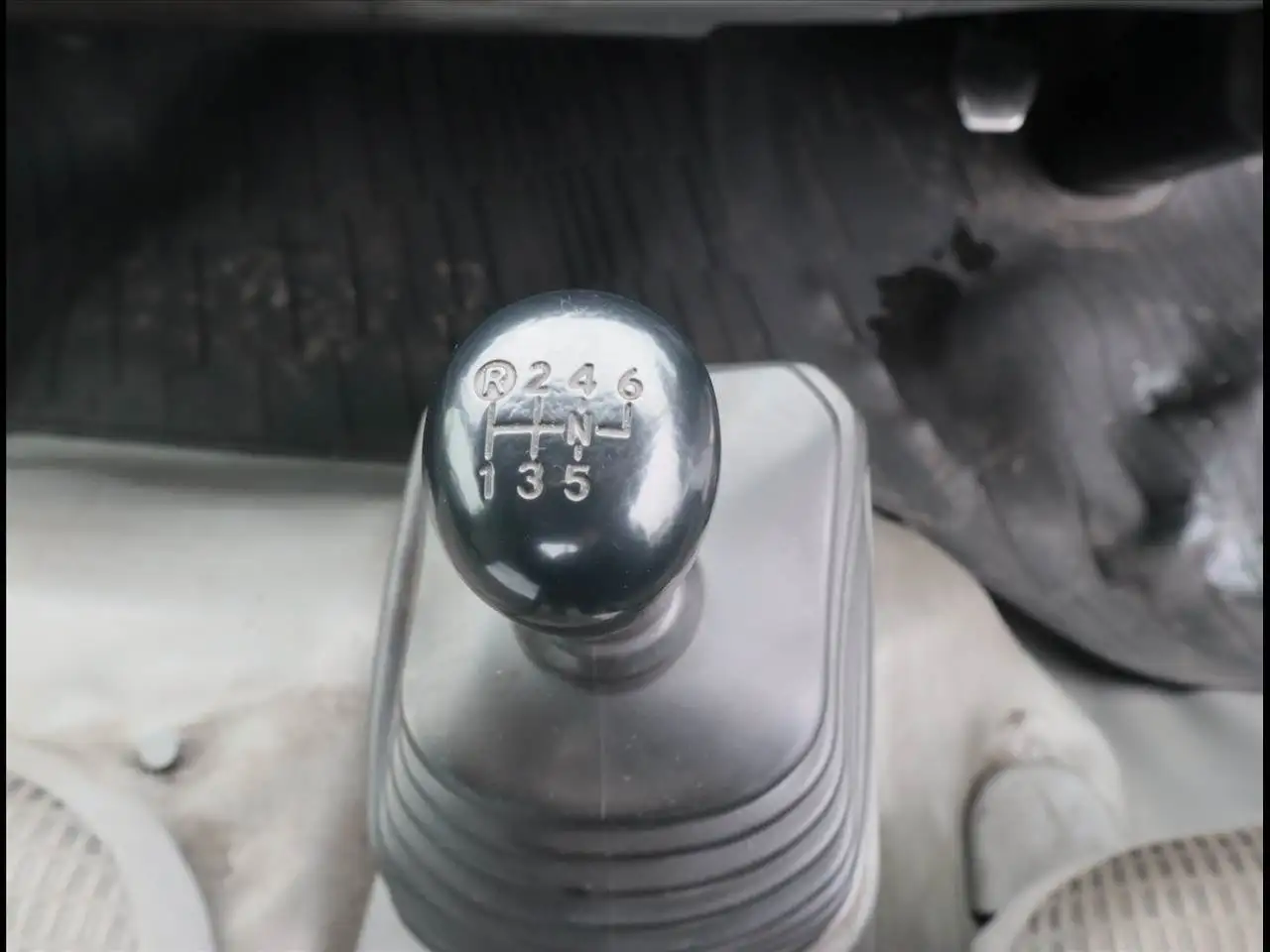 トヨタ ダイナ 小型 平ボディ 床鉄板 TKG-XZU712の中古トラック画像15